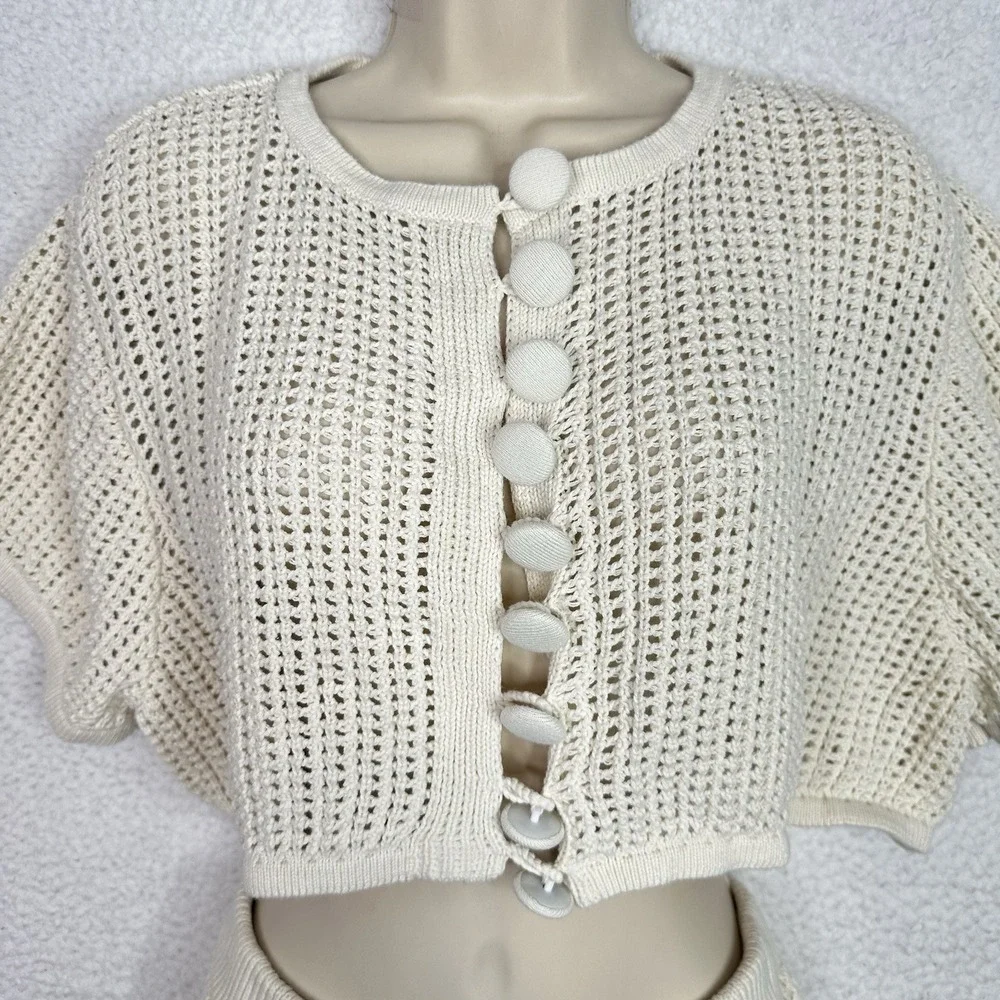 Sabo Skirt Crochet Knit 2 Piece Set Womens Small Cream Button Crop Top Shorts - Picture 3 of 11